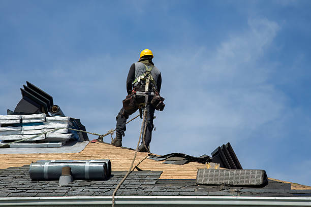 Professional Roof Replacement technician working in Stratton, CO